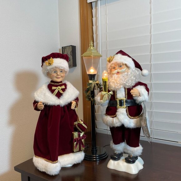 Vintage Christmas Trim A Home made exclusively for KMart - 3 piece Set Animatron - Picture 2 of 8